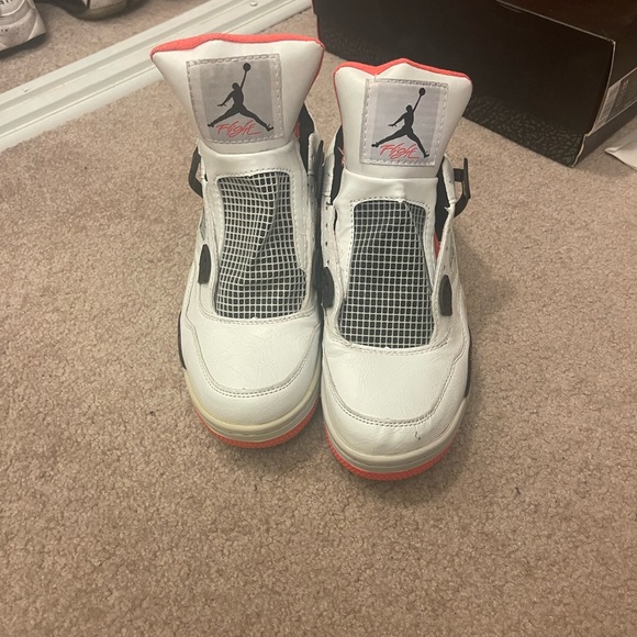 Jordan 4 Pale Citron (Flight Nostalgia) - Picture 4 of 7